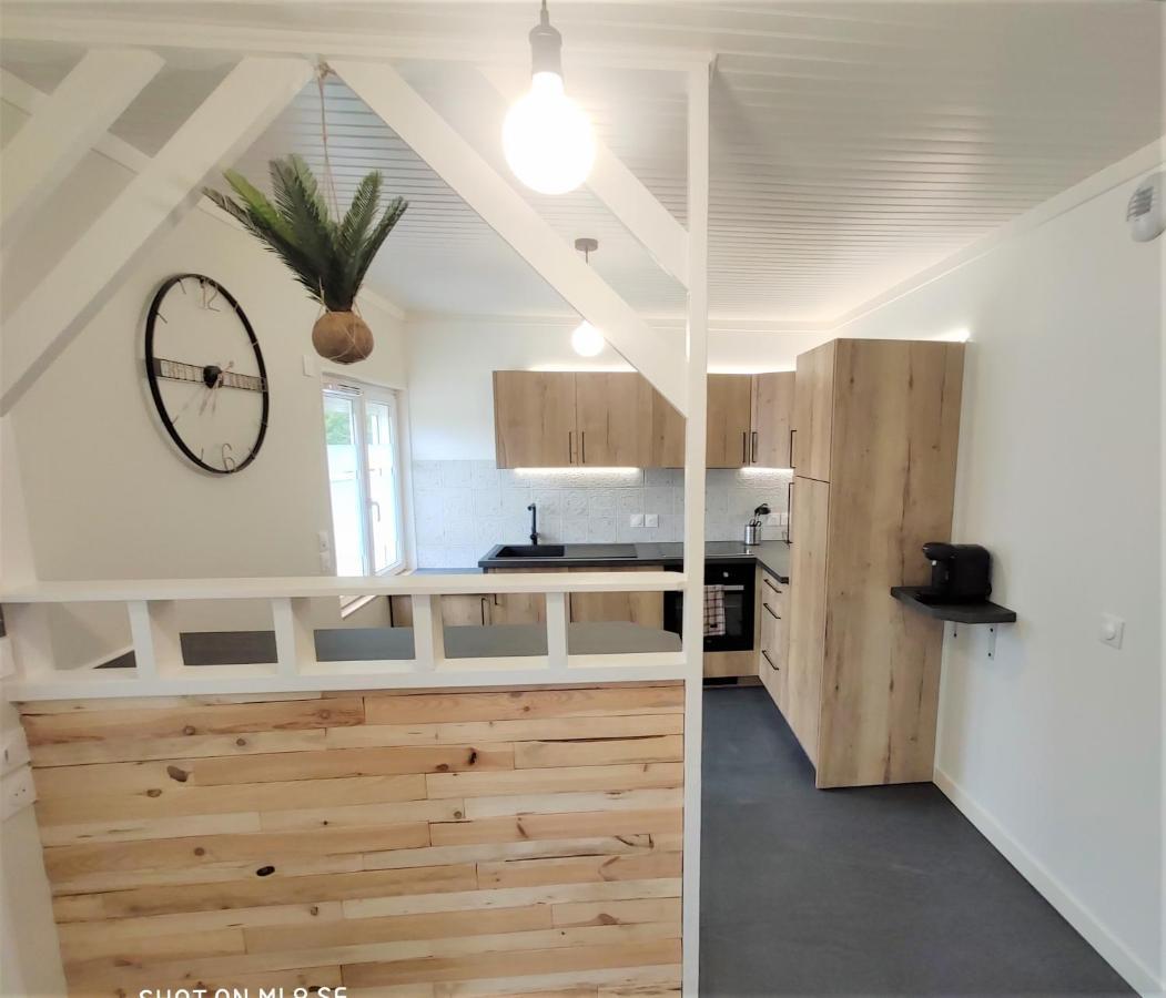 Holiday home Maison Des Pommiers - Bord De Et Campagne Port-en-Bessin-Huppain